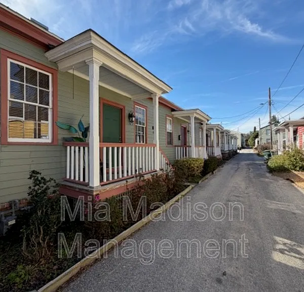 547 E Macon St — Photo 3