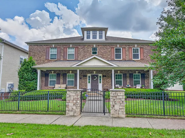 2006 Turning Wheel Ln #2006, Franklin, TN 37067