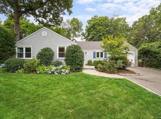 60 Beverly Rd, New Rochelle, NY 10804