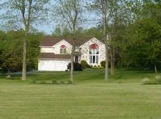 4037 Hartland Rd, Gasport, NY 14067