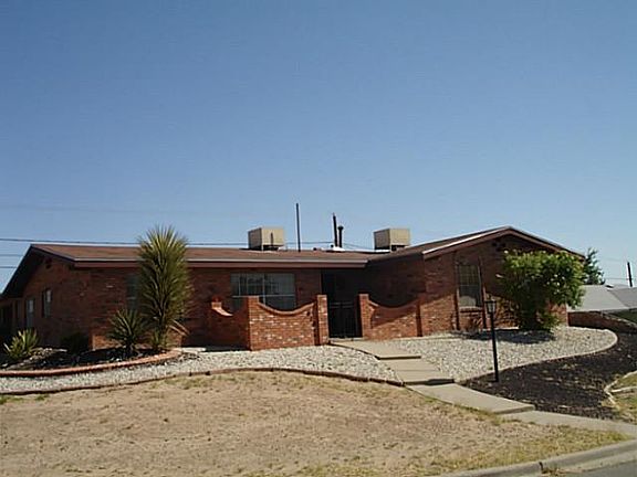 2nd image of 420 Chermont Dr