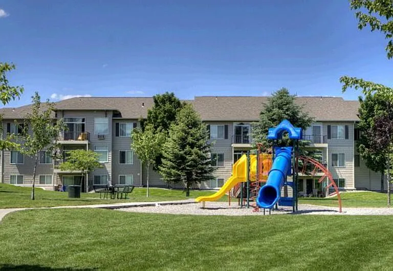 22855 E Country Vista Dr #411 — Photo 3
