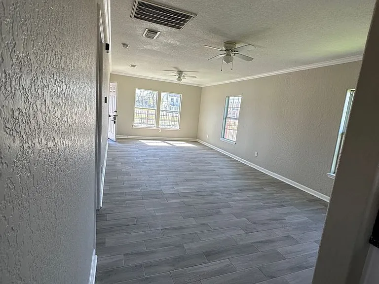 2105 Tidwell Rd — Photo 10