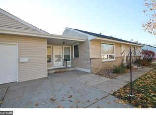 1236 Valley St, Chaska, MN 55318