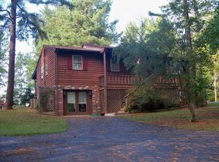 2067 Indian Oak Rd, Crewe, VA 23930