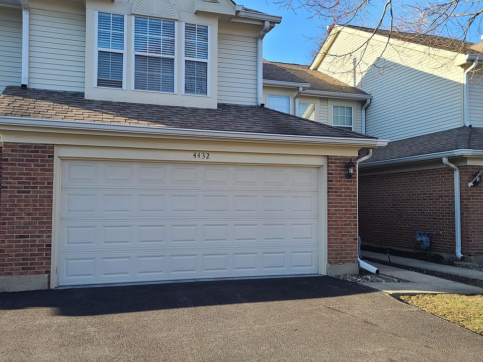 1st image of 4432 Edinburg Ln