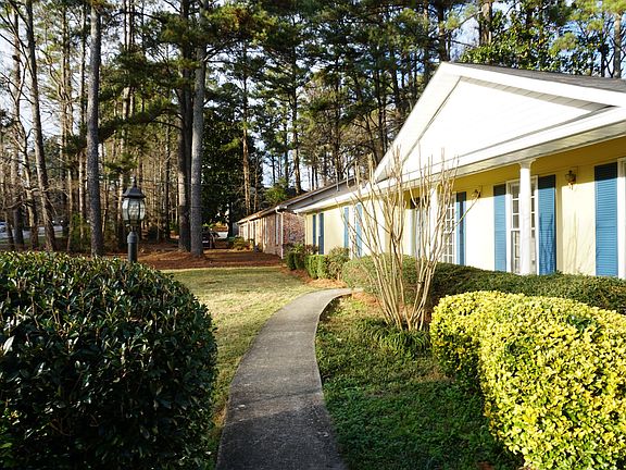 Front pathway