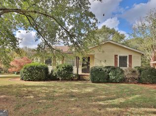 3819 Saddle Ridge Dr, Snellville, GA 30039