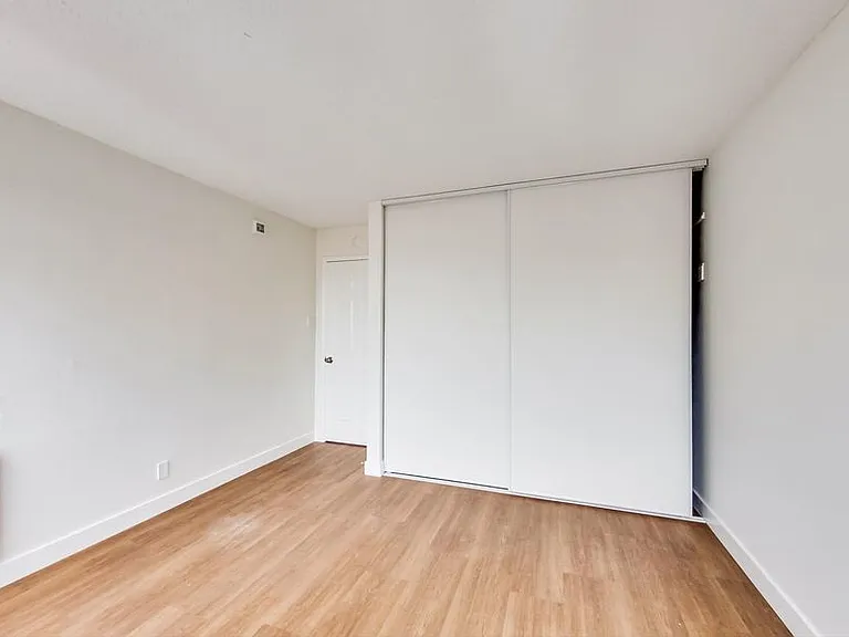 4350 Kirkham Street — Photo 18