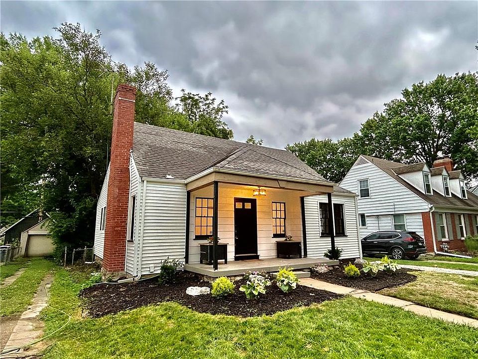 7631 Walnut St, Kansas City, MO 64114 | Zillow 7631 Walnut St, Kansas City, MO 64114 | Zillow