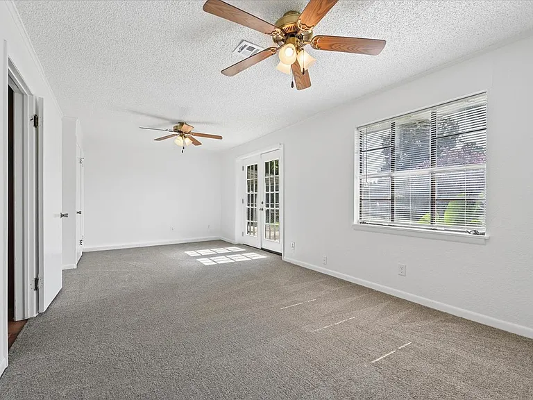 3141 S Toledo Ave — Photo 31