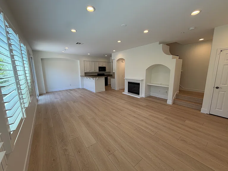 1236 Highbluff Ave — Photo 3