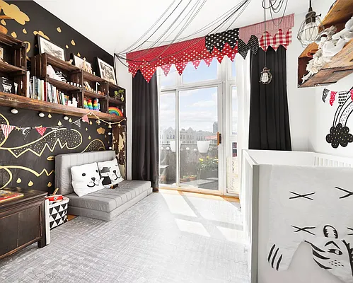 Sold by Compass | media 3