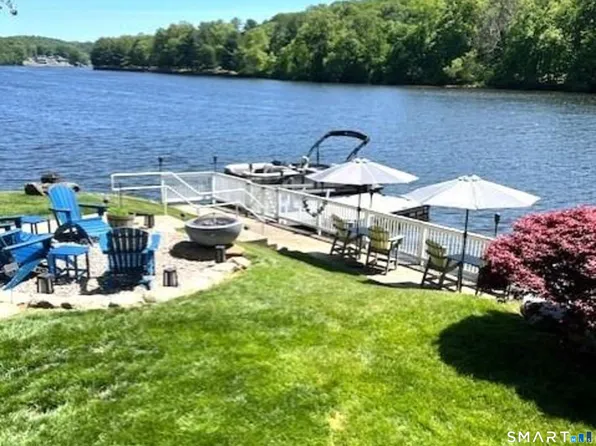 115 Roosevelt Drive, Seymour, CT 06483