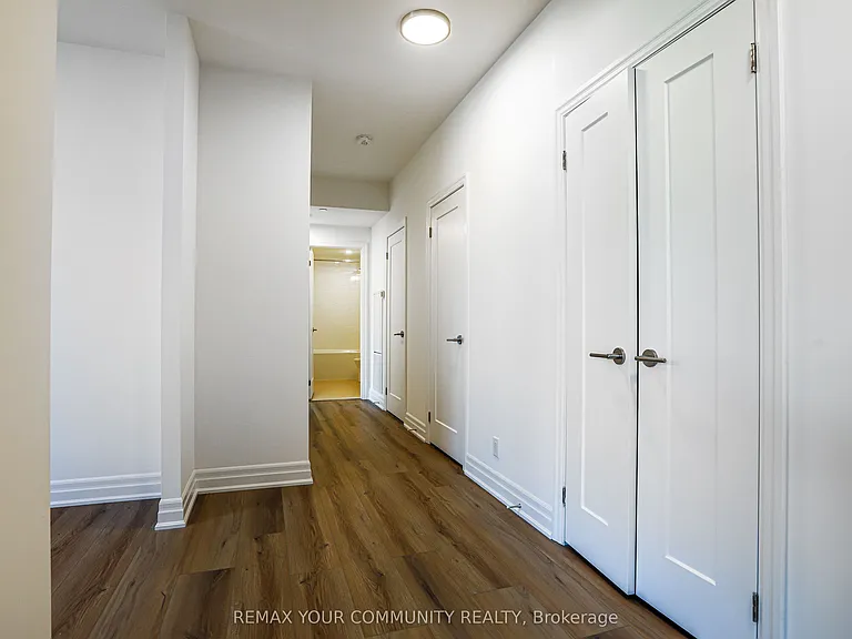 101 Cathedral High St #Penthouse 20 — Photo 13