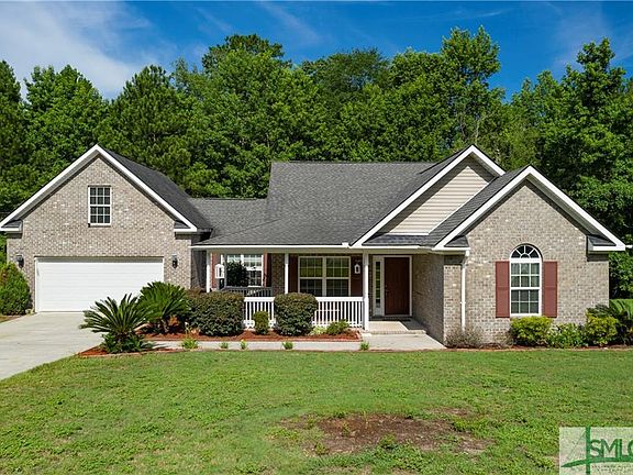 2nd image of 143 Coldbrook Cir