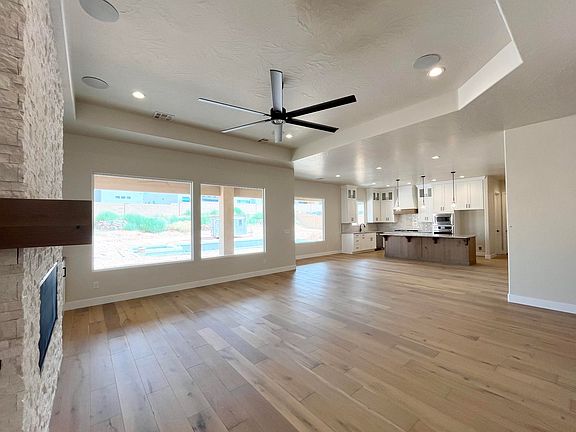 5th image of 4812 N Limber Pine Dr