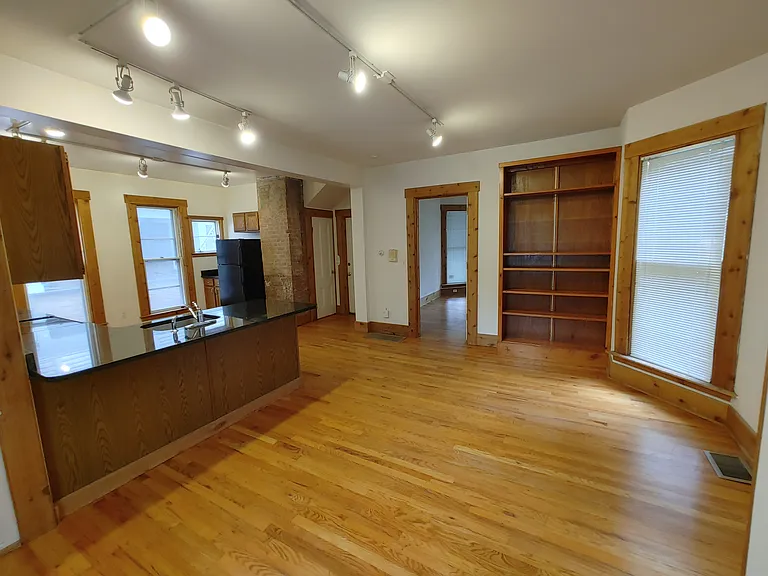 11 Thayer St #1 — Photo 7