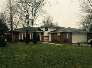 3001 Drover Ln, Darien, IL