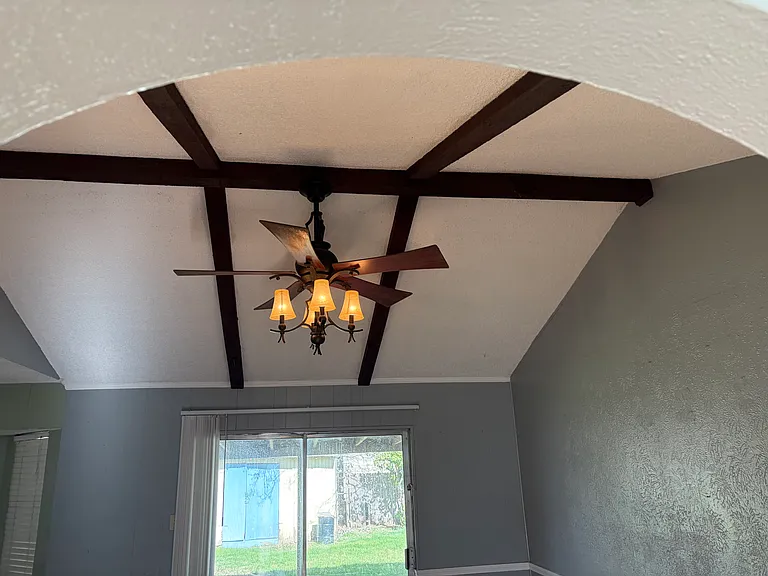6045 Hillcrest Dr — Photo 12