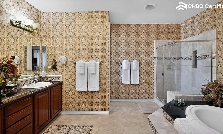 15341 W Sells Dr — Photo 19