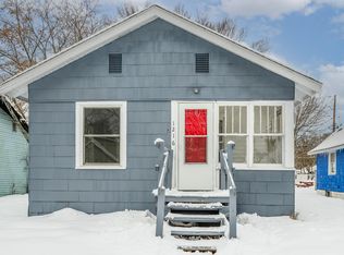 1216 Broadway Ave, Benton Harbor, MI 49022