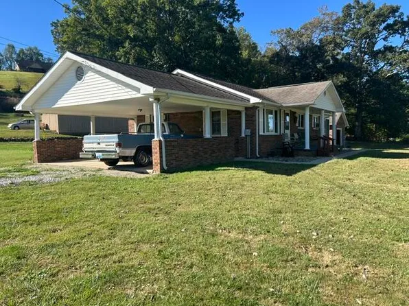 63 Masters Ln, East Bernstadt, KY 40729
