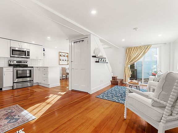 5th image of 13 Oliver St #13
