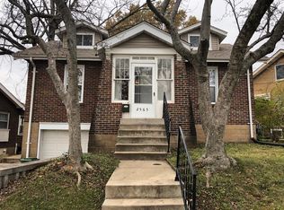 2565 Circle Dr, Saint Louis, MO 63143