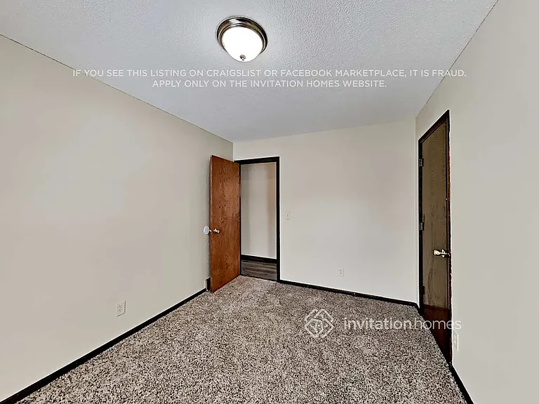 8427 Northern Dr — Photo 17
