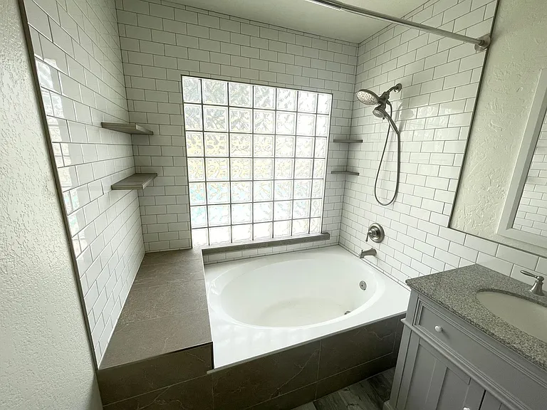 1609 N Longmore St — Photo 18