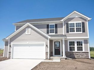10628 Fairview Pl, Saint John, IN
