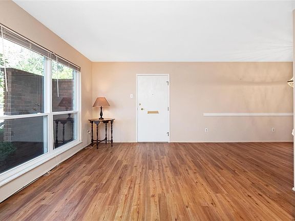 4th image of 4219 Carrollton Dr APT B
