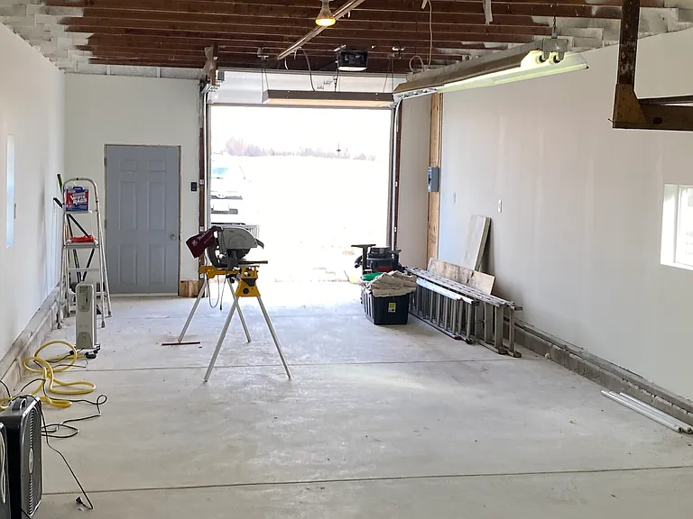 show workspace and garage