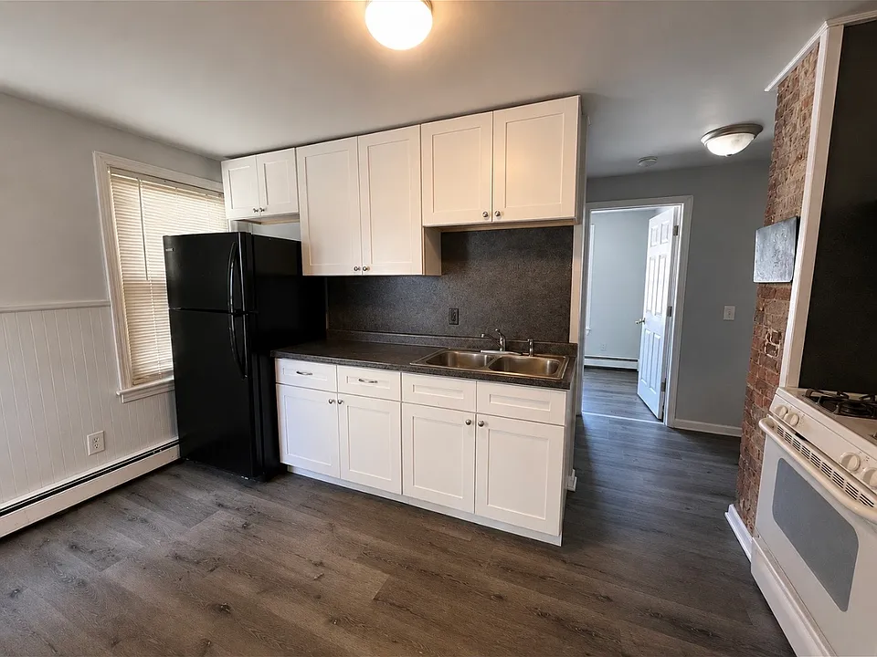 299 Filmore St #3