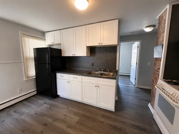 299 Filmore St APT 3, Phillipsburg, NJ 08865
