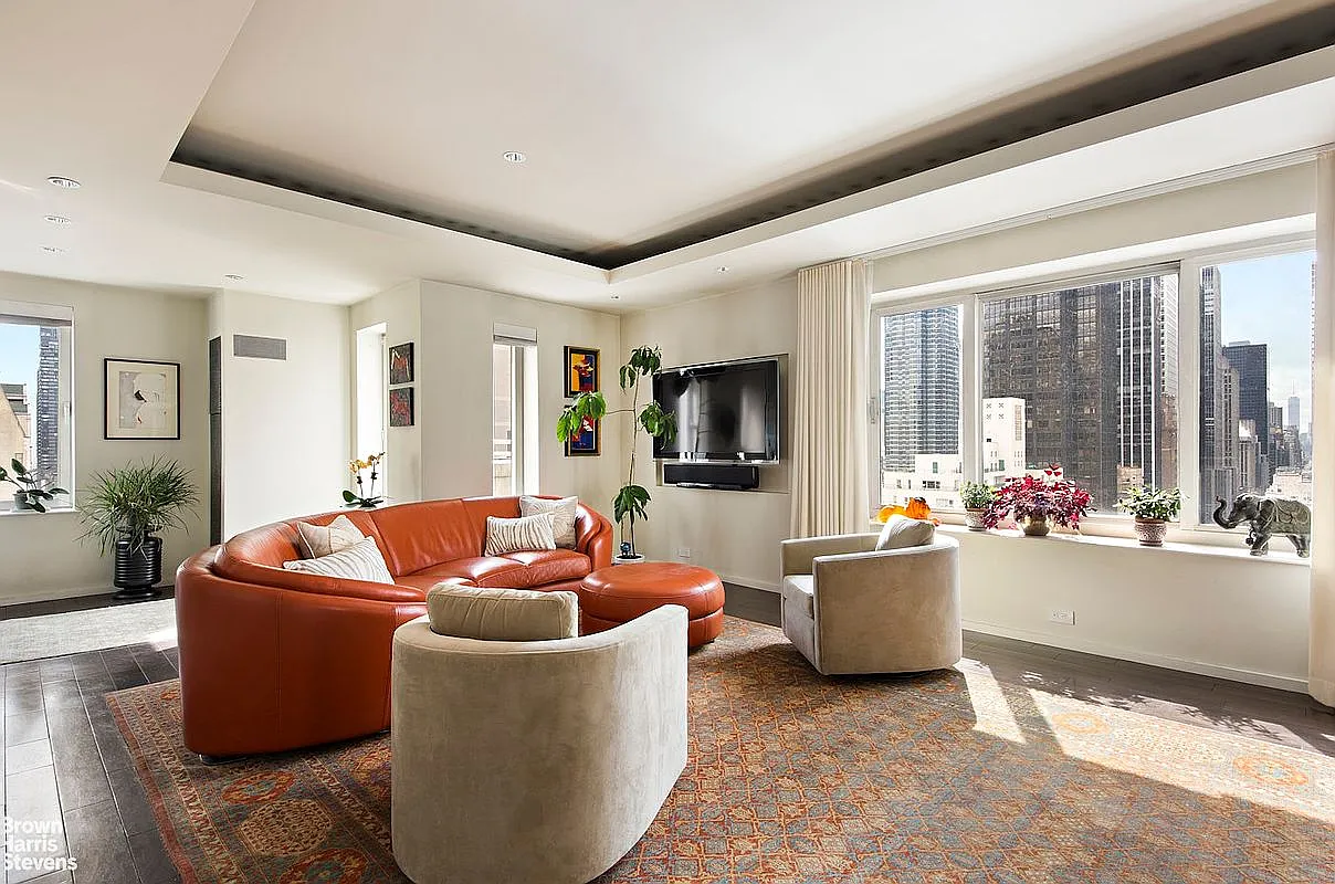 106 Central Park S APT 22H photo 1