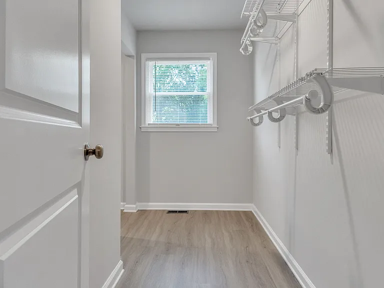 485 N Fairview Ave — Photo 11