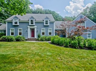17 Celestial Way, Pepperell, MA 01463