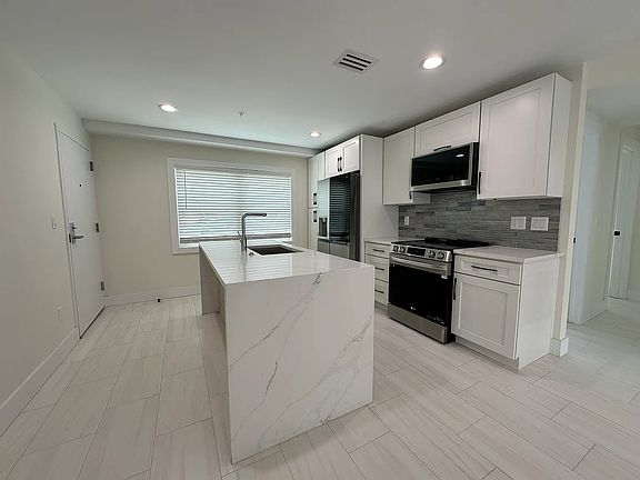 2 Bedroom Kitchen