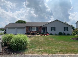40 Sue Anne Ln, Indiana, PA 15701