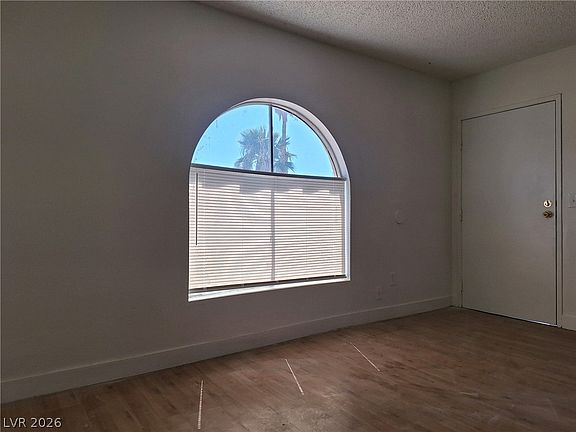 2nd image of 1446 Garden Cir APT C