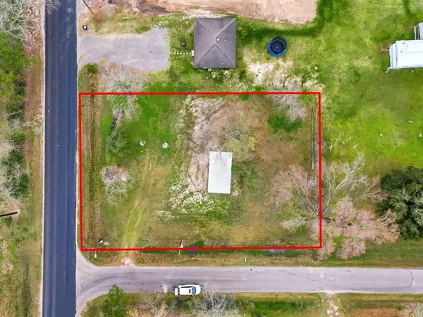 9102 Hueni Rd, Porter, TX 77365