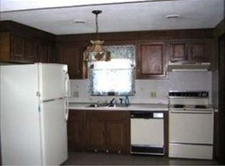 101 Pilgrim Cir, Methuen, MA 01844