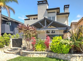 1912 Pine St, Huntington Beach, CA 92648