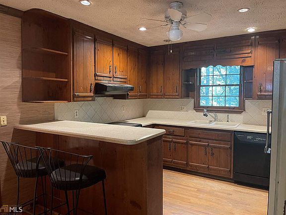 4th image of 4607 Aucuba Dr NW #146