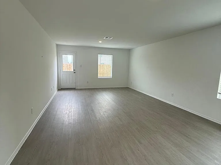 214 Kyanite Dr — Photo 13