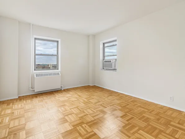 1 Fordham Hill Oval image 6 of 15