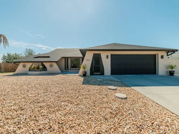 9273 Carnation Ave, Englewood, FL 34224