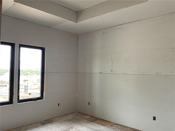 5th image of 8910 Ginger St